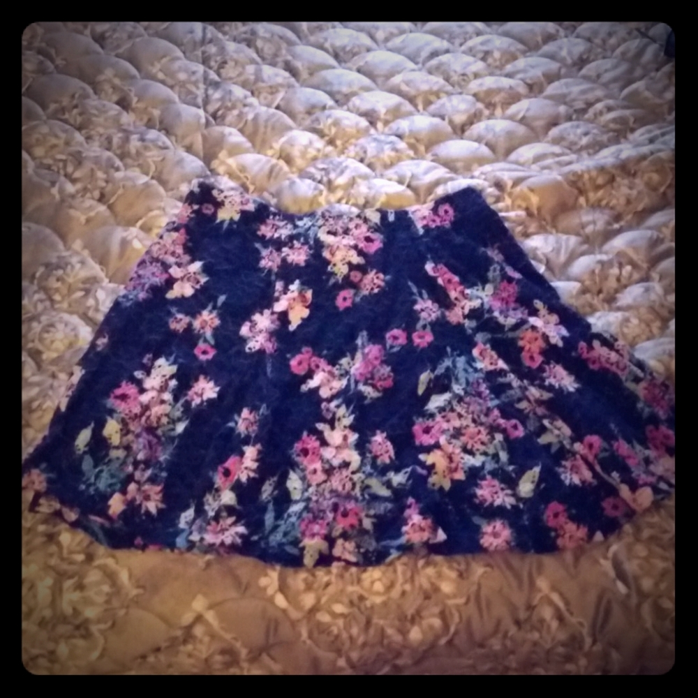 Blue lace flower skirt